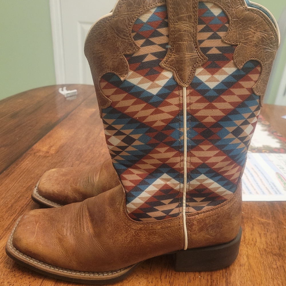 Ariat cowboy boots